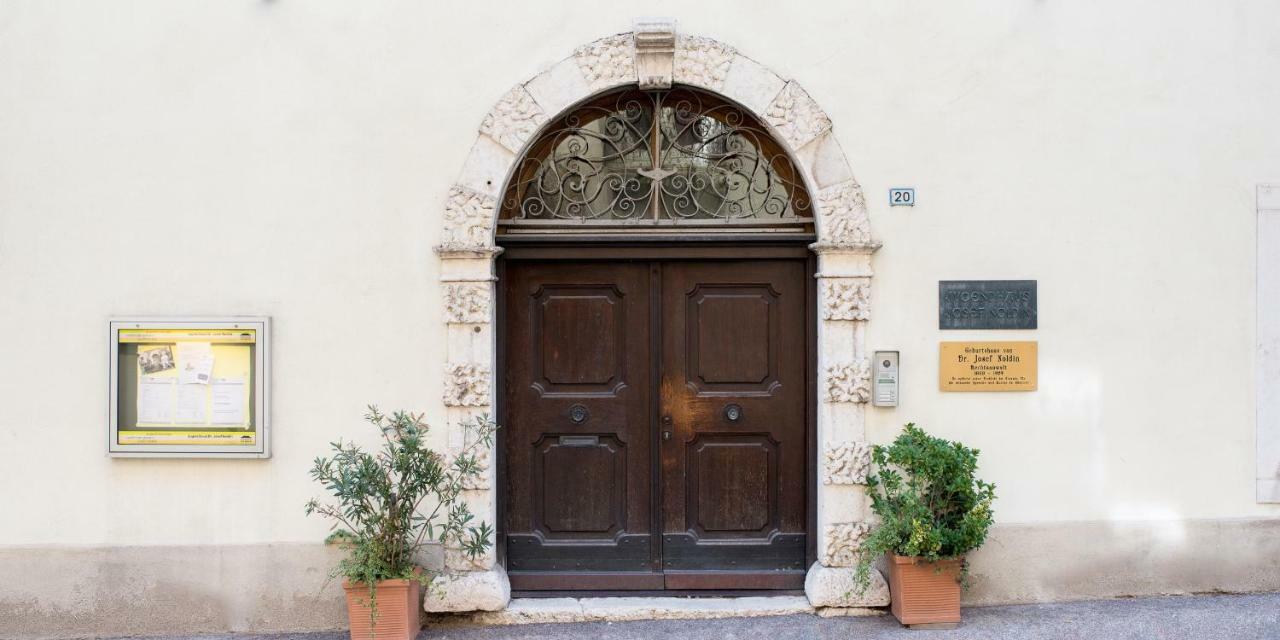 Haus Noldin - Historische Herberge - Dimora Storica Salorno Extérieur photo
